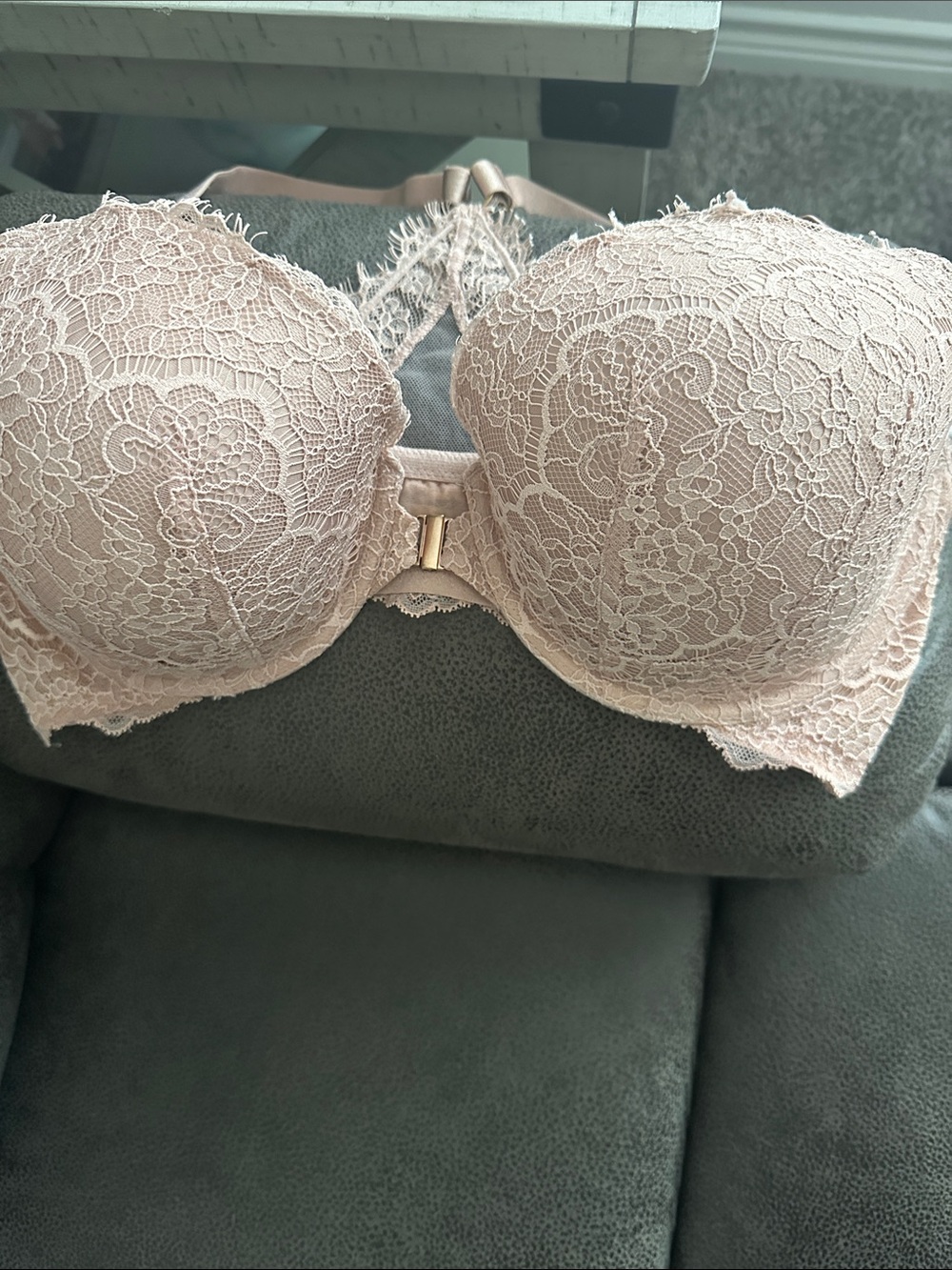 Victoria's Secret Lace Lightly Padded  Bra - Blush Pink